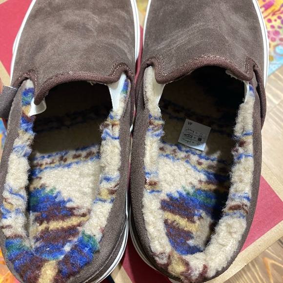 Vans Classic Slip on - Brown with Sherpa lining - Picture 5 of 6